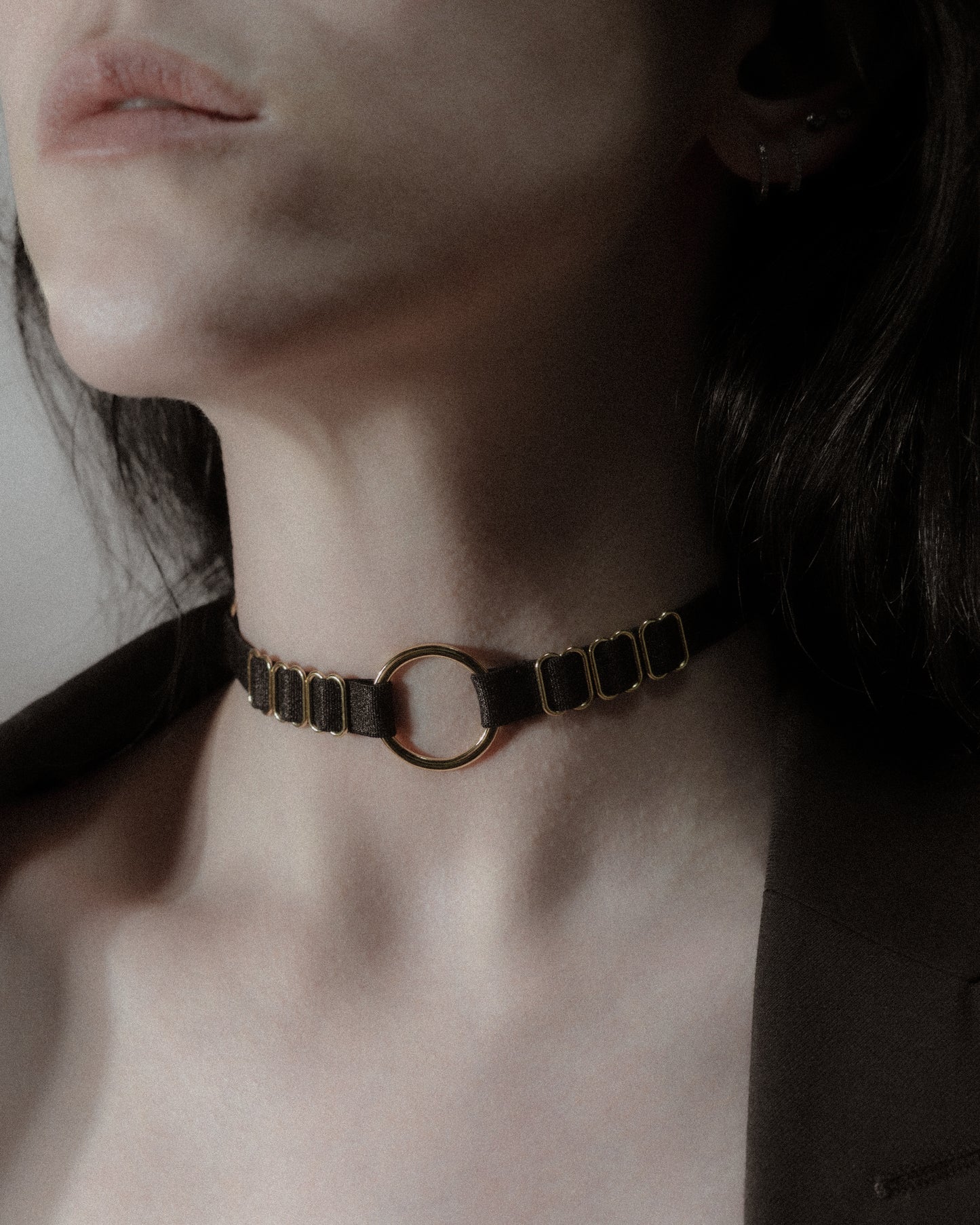 Slim O-Ring Choker with Slider Details